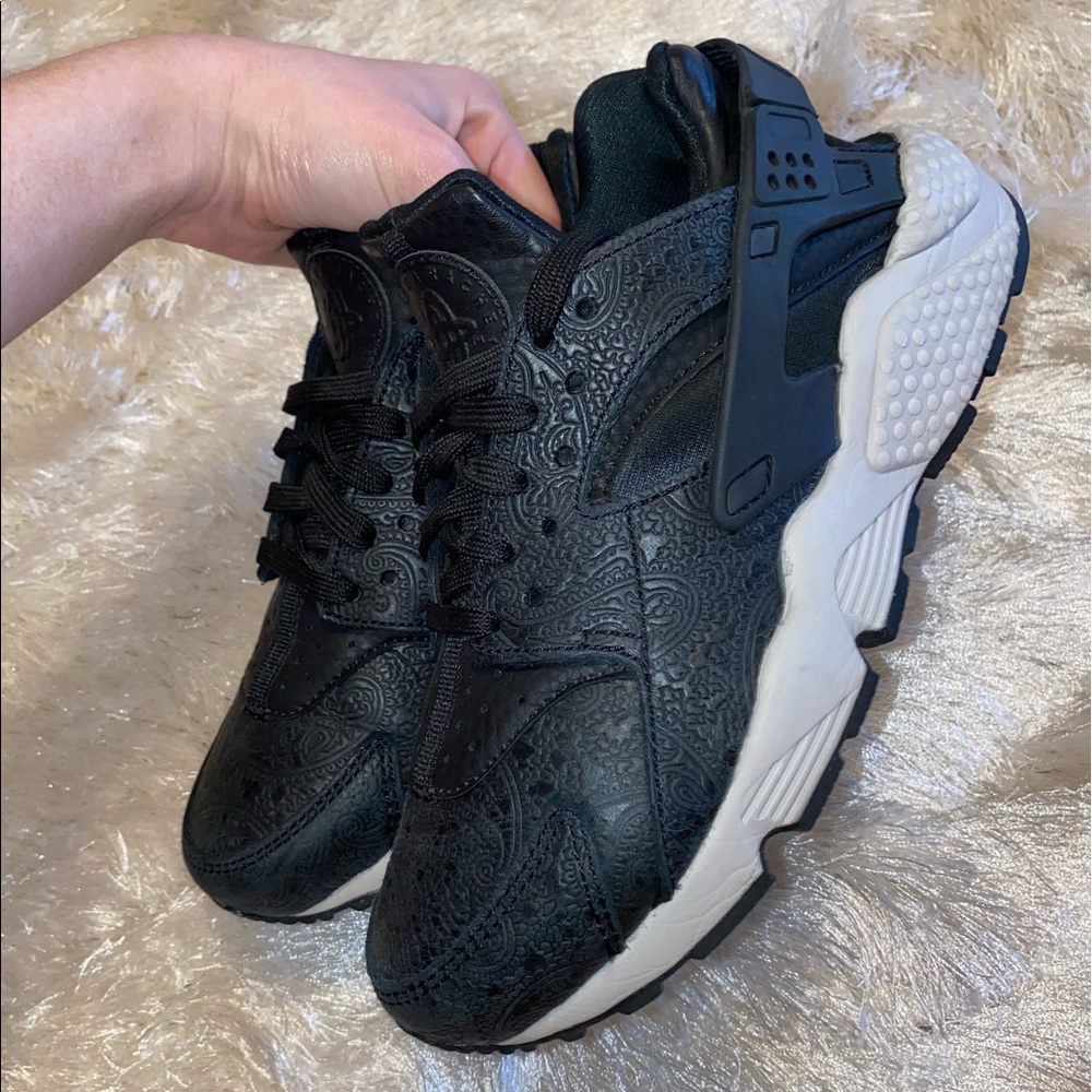 Nike Huaraches